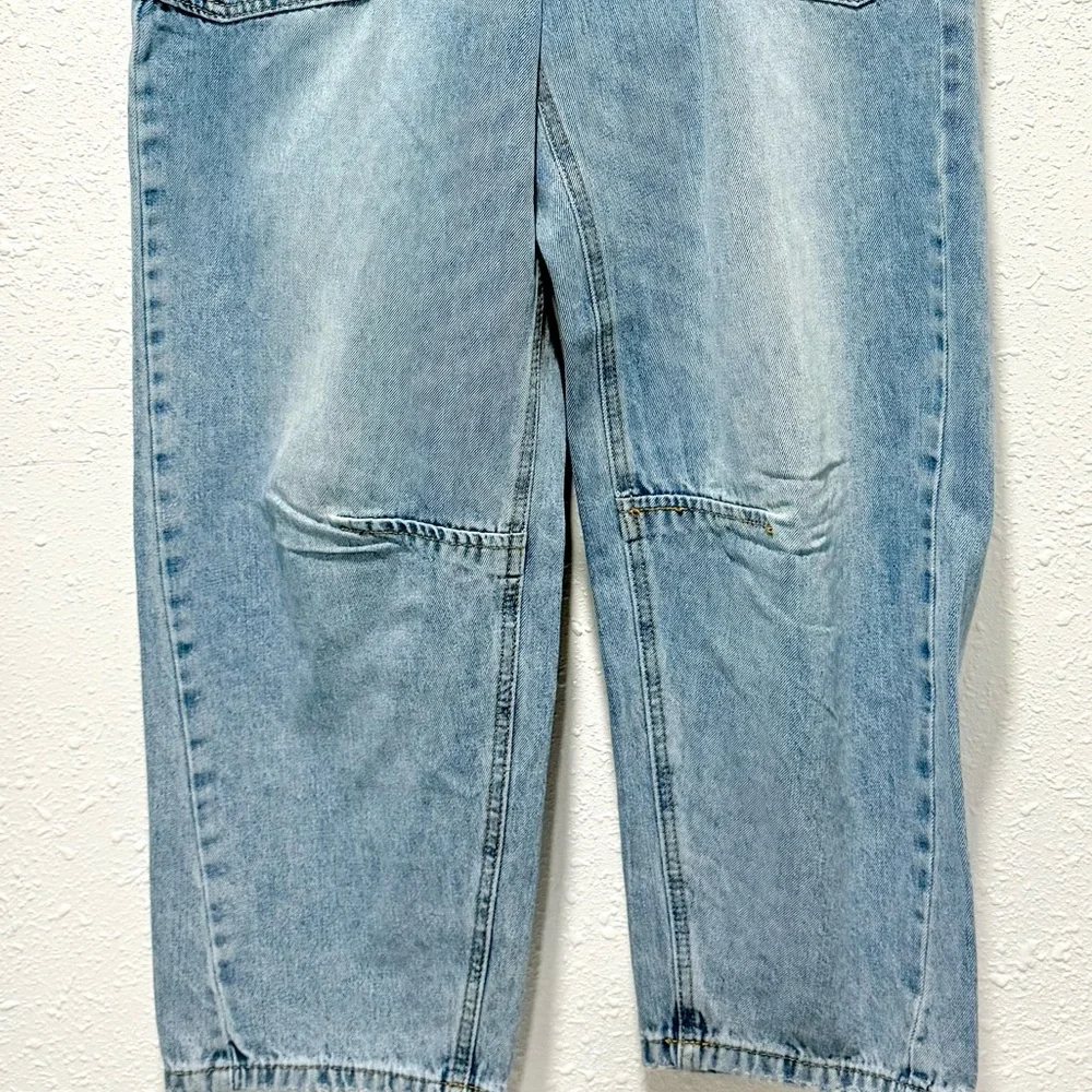 Cali1850 barrel legs big patch pockets Women's Light Blue Jeans‎ 1/25